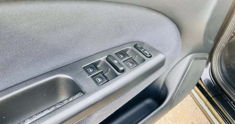 Skoda Octavia cena 10300 przebieg: 150000, rok produkcji 2007 z Nidzica małe 191